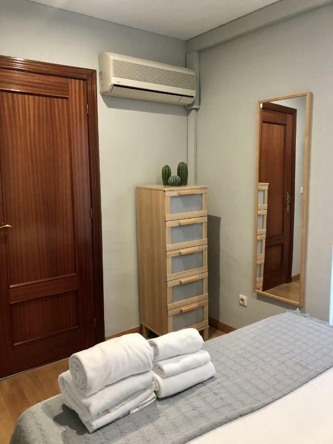 Apartamento San Blas-Antiguo Mercado Central Zaragoza Buitenkant foto