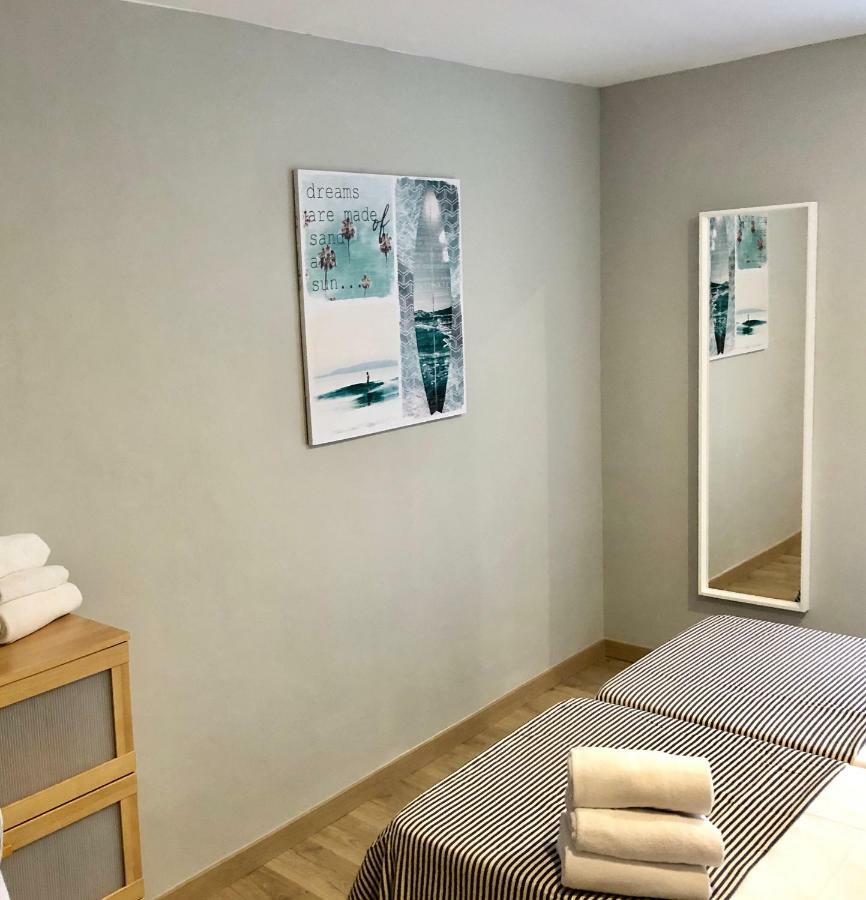 Apartamento San Blas-Antiguo Mercado Central Zaragoza Buitenkant foto