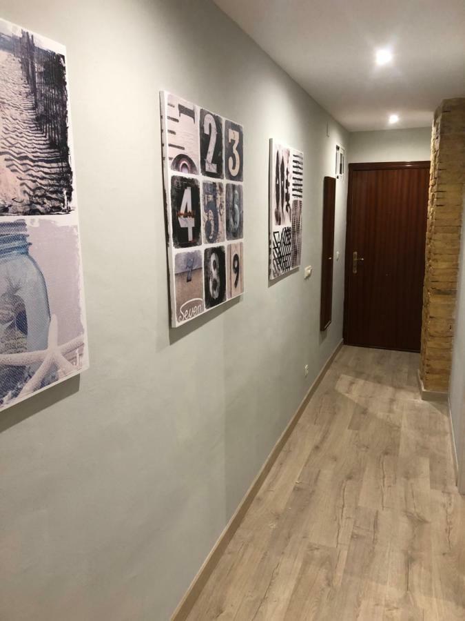 Apartamento San Blas-Antiguo Mercado Central Zaragoza Buitenkant foto