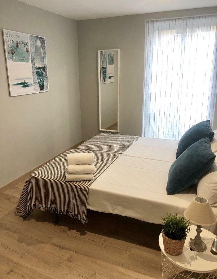 Apartamento San Blas-Antiguo Mercado Central Zaragoza Buitenkant foto